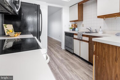 1004 Putnam Blvd unit 136, Wallingford, PA 19086 - photo 6