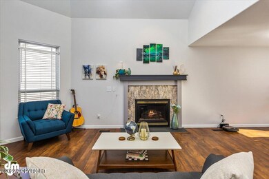 06-Living Room_KI_01