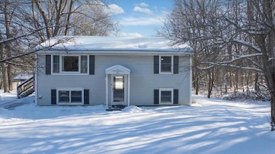 51 Drummond Ave, Waterville, ME 04901 - photo 4