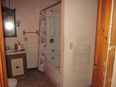 122 State St, Rutland, VT 05701 - photo 7