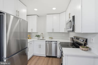 8233 Longpoint Rd, Dundalk, MD 21222 - photo 4