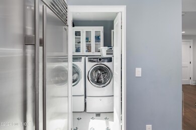 41 Grove St, Cos Cob, CT 06807 - photo 6