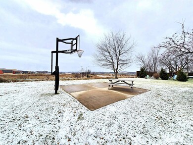 835 Ridge Crest Ln, Verona, WI 53593 - photo 5