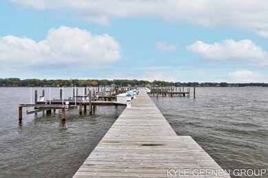 377 Macatawa Pk, Holland-4
