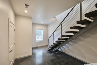 910 Montana St unit 101, San Antonio, TX 78203 - photo 6