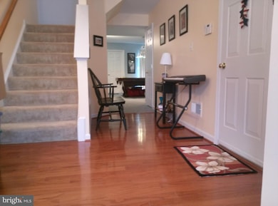 166 Oxbow Dr, Strasburg, VA 22657 - photo 2