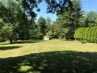 4230 Dillingersville Rd, Zionsville, PA 18092 - photo 6