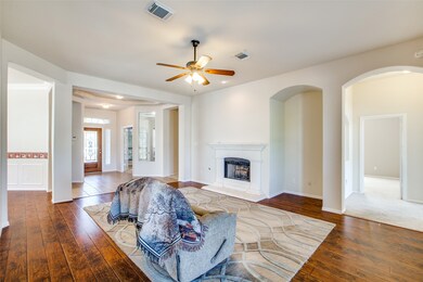 29823 S Legends Chase Cir, Spring, TX 77386 - photo 4