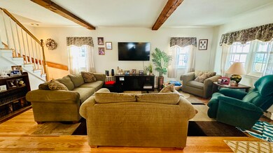 26 Cedar Ave - Downstairs - Living Room