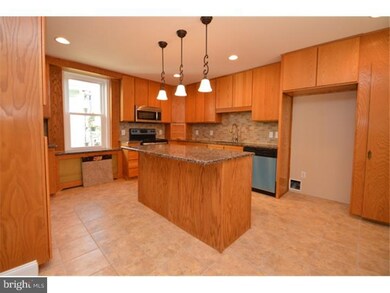 6011 Fountain Rd, Zionsville, PA 18092 - photo 7