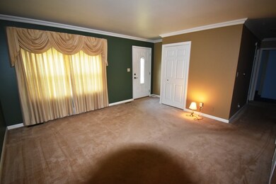 602 Ann St, Frankfort, IN 46041 - photo 2