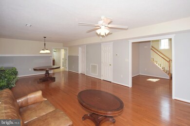 335 Brown St, Strasburg, VA 22657 - photo 7