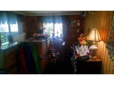 75 S Policy St unit 62, Salem, NH 03079 - photo 6