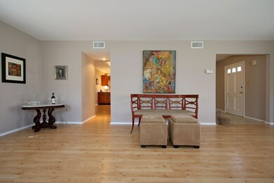 07LivingRoom