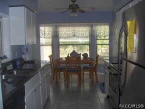 3801 N Tamarisk Ave unit 8, Beverly Hills, FL 34465 - photo 5