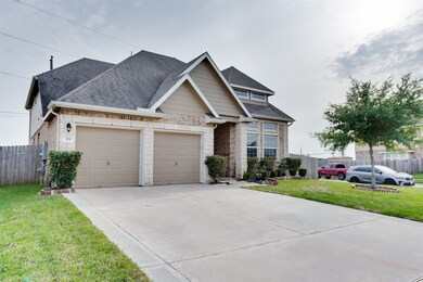 375 Lake Line Dr, Alvin, TX 77511 - photo 2