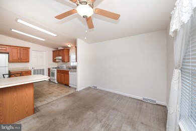 108 Nuthatch Ct W, Bechtelsville, PA 19505 - photo 7