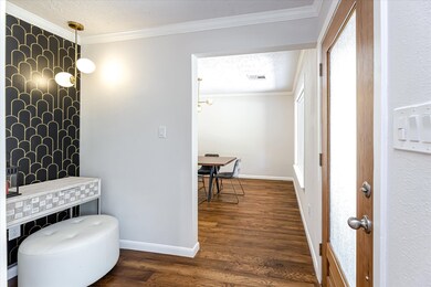 2307 Cheshire Ln, Houston, TX 77018 - photo 6