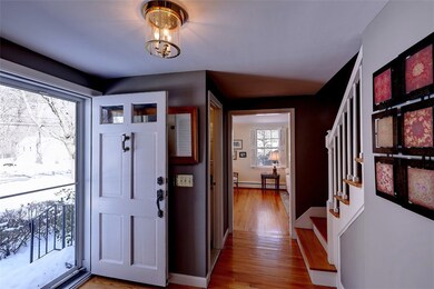 19 Oak Manor Dr, Barrington, RI 02806 - photo 3
