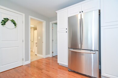 281 Slater St, Attleboro, MA 02703 - photo 7