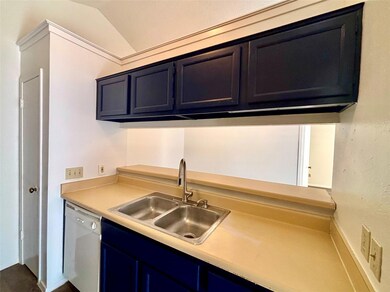 12309 Dellrey Dr unit A, Austin, TX 78758 - photo 5