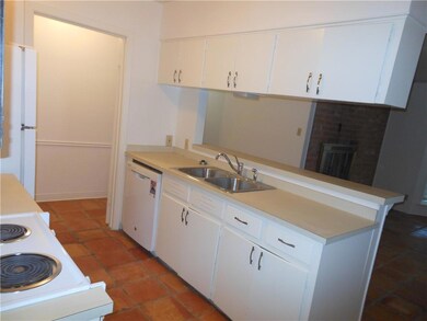 2308 Barton Skyway unit B, Austin, TX 78704 - photo 4