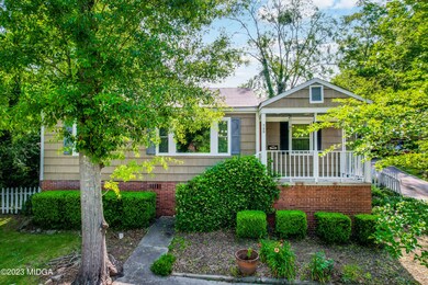 745 Thurmond--2