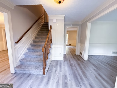 1337 Arlene Ct SW, Lilburn, GA 30047 - photo 5