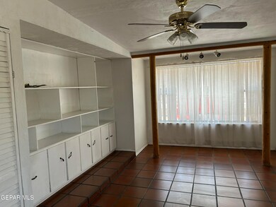 8205 Loma Terrace Rd, El Paso, TX 79907 - photo 7
