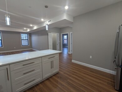 13 Nahant St unit 2C, Lynn, MA 01902 - photo 4