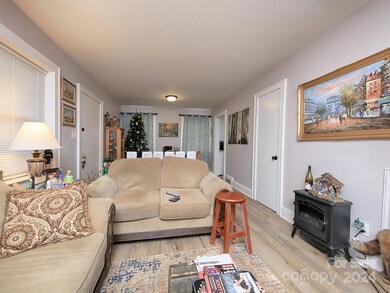 408 N Center St unit 414, Statesville, NC 28677 - photo 5