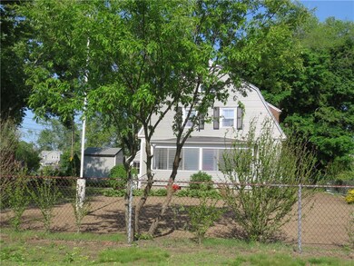 336 Pequot Ave, Warwick, RI 02889 - photo 6