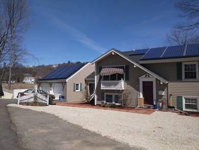 60 Jasper St, Saugus, MA 01906 - photo 2