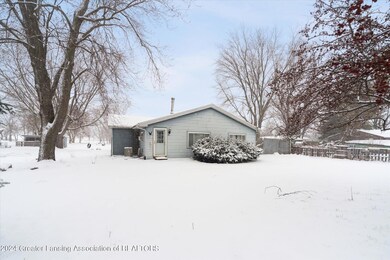 02-469-N-Eifert-Rd-Mason-MI-48854-Window