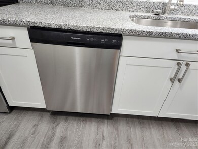 12488 Mattie Ln, Midland, NC 28107 - photo 5