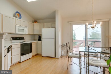 9620 Wesland Cir, Randallstown, MD 21133 - photo 6