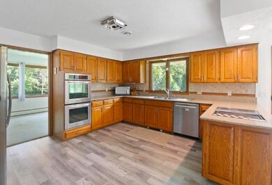 3380 Dunlap St N, New Brighton, MN 55112 - photo 5