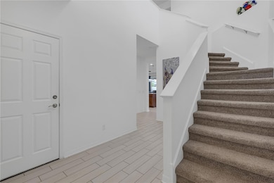 19926 Stone Pine Cir, Lutz, FL 33558 - photo 4