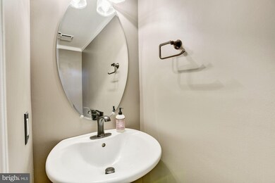 1104 Pennywort Cir, Sykesville, MD 21784 - photo 3