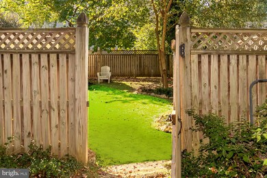 987 Saint Margarets Dr, Annapolis, MD 21409 - photo 4