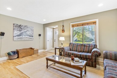 279 W 15th St, Holland-25