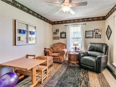 2305 Tall Oaks Trail, Edmond, OK 73025 - photo 6