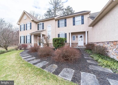 348 Sterling Ln, Downingtown, PA 19335 - photo 4