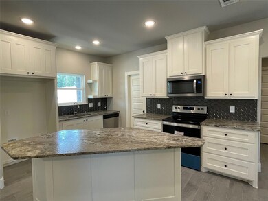 100 Monarch Ln, Poolville, TX 76487 - photo 6