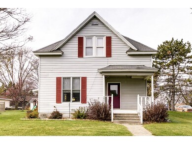 Great corner lot near the heart of Le Center