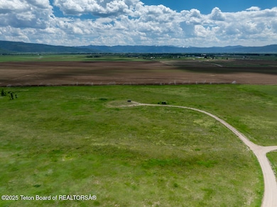 1227 Pine View Ln, Driggs, ID 83422 - photo 4