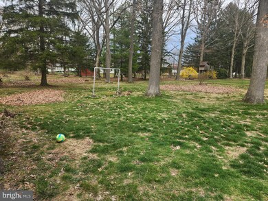 24 S Hollywood Blvd, Hazleton, PA 18202 - photo 7