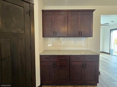 630 Cedar Ridge Ave, Le Center, MN 56057 - photo 5