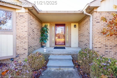 23965 Whittaker Dr, Farmington, MI 48335 - photo 3