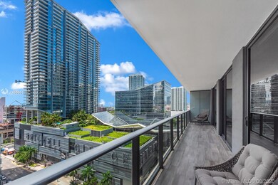 Large balcony!
